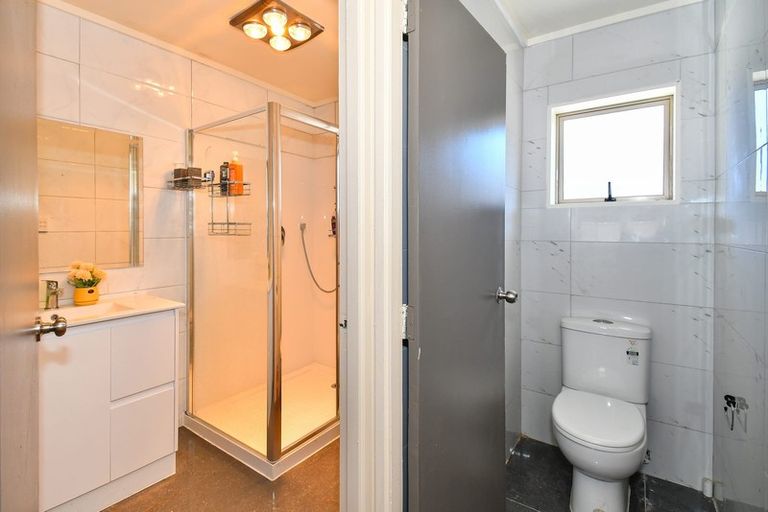 Photo of property in 30 Manston Road, Mangere, Auckland, 2022