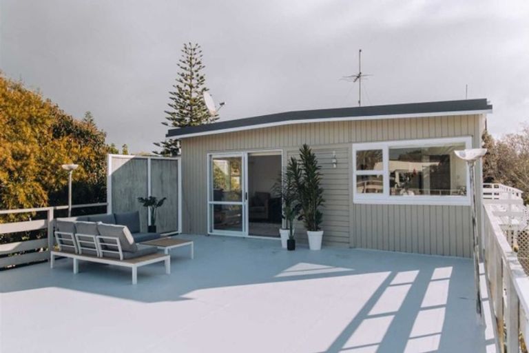 Photo of property in 7/19 Milton Road, Orewa, 0931