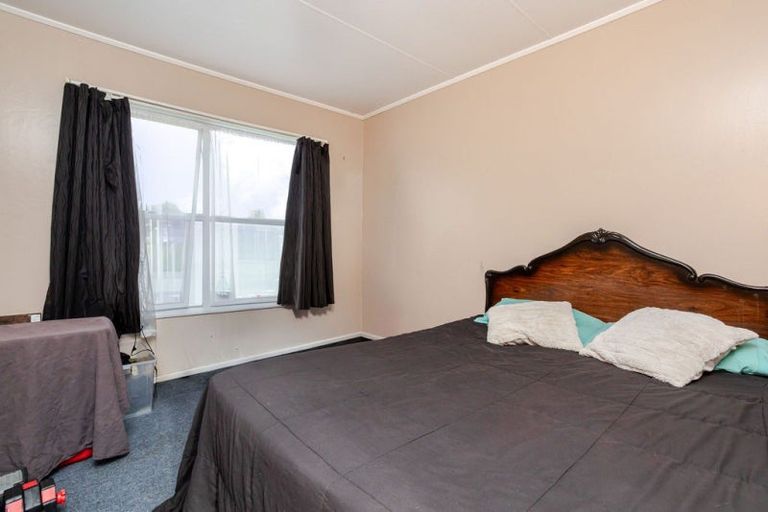 Photo of property in 323 High Street, Dannevirke, 4930