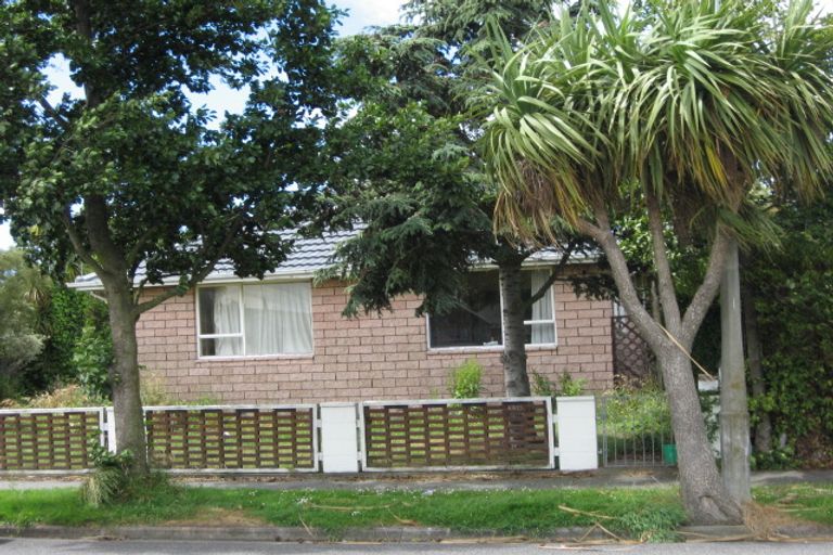 Photo of property in 24 Clydesdale Street, Woolston, Christchurch, 8062