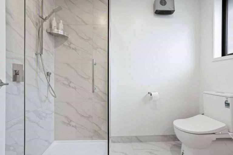 Photo of property in 19/10 Fathom Place, Te Atatu Peninsula, Auckland, 0610