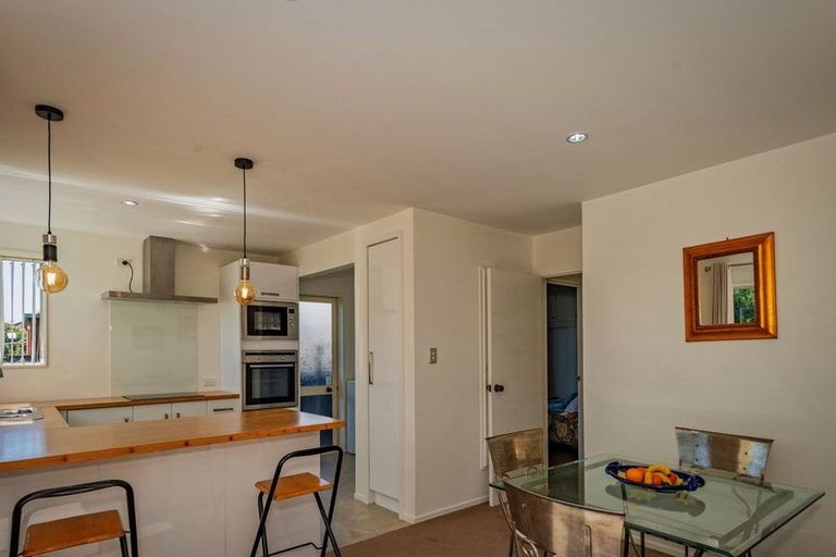 Photo of property in 8 Gatonby Place, Avonhead, Christchurch, 8042