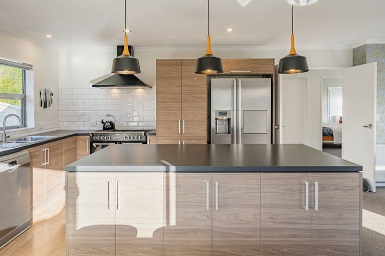 Photo of property in 6 Bluejacket Place, Whitby, Porirua, 5024