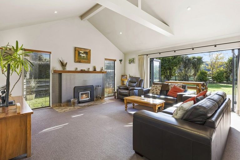Photo of property in 781 Ohariu Valley Road, Ohariu, Wellington, 6037