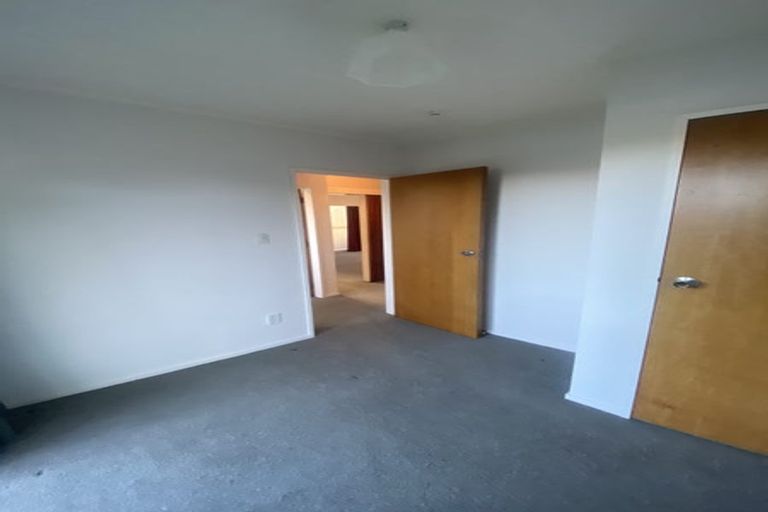 Photo of property in 1a Burdendale Grove, Churton Park, Wellington, 6037