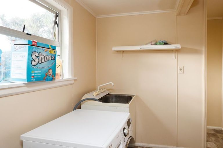Photo of property in 5 Strathmore Place, Awapuni, Palmerston North, 4412