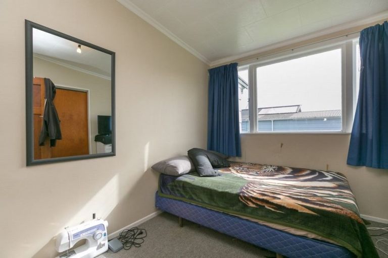 Photo of property in 30 Blake Street, Waitara, 4320