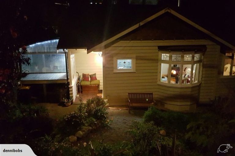 Photo of property in 23 Delhi Crescent, Khandallah, Wellington, 6035
