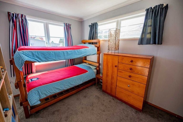 Photo of property in 5 Green Avenue, Levin, 5510