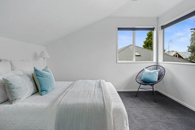 Photo of property in 222 Edgeware Road, Edgeware, Christchurch, 8013