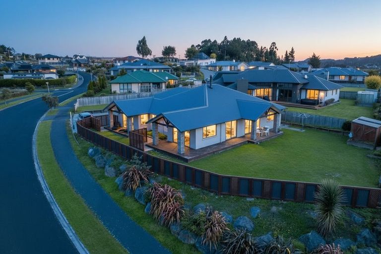 Photo of property in 6 Grandvista Drive, Green Island, Dunedin, 9018