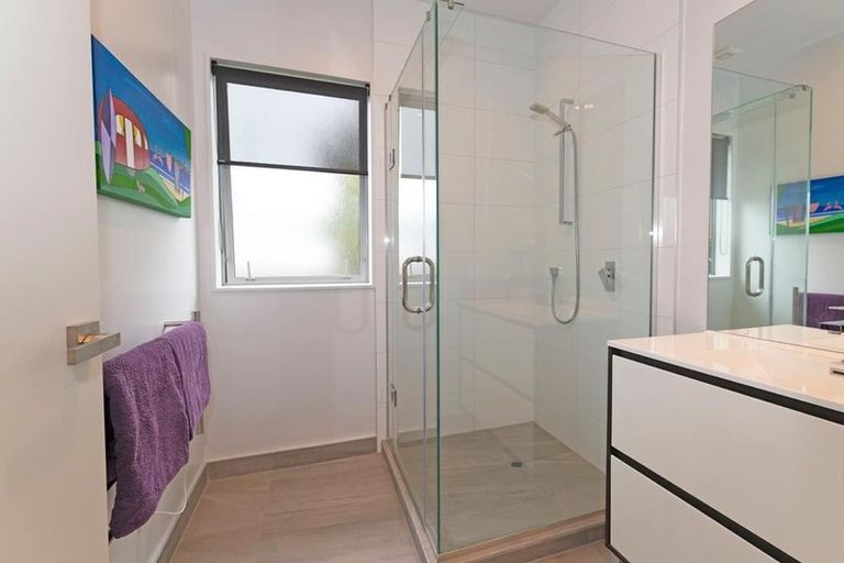 Photo of property in 9 Ngaroma House Drive, Hobsonville, Auckland, 0618