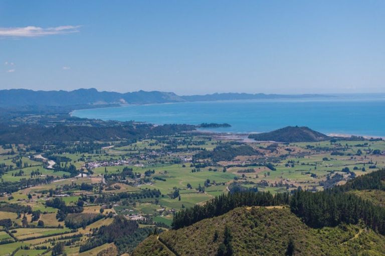 Photo of property in 742 Rameka Creek Road, East Takaka, Takaka, 7183