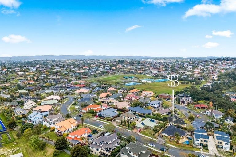 Photo of property in 30 Vermeer Place, West Harbour, Auckland, 0618