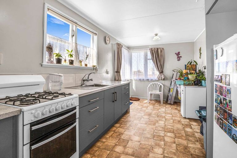 Photo of property in 55 Titoki Street, Castlecliff, Whanganui, 4501