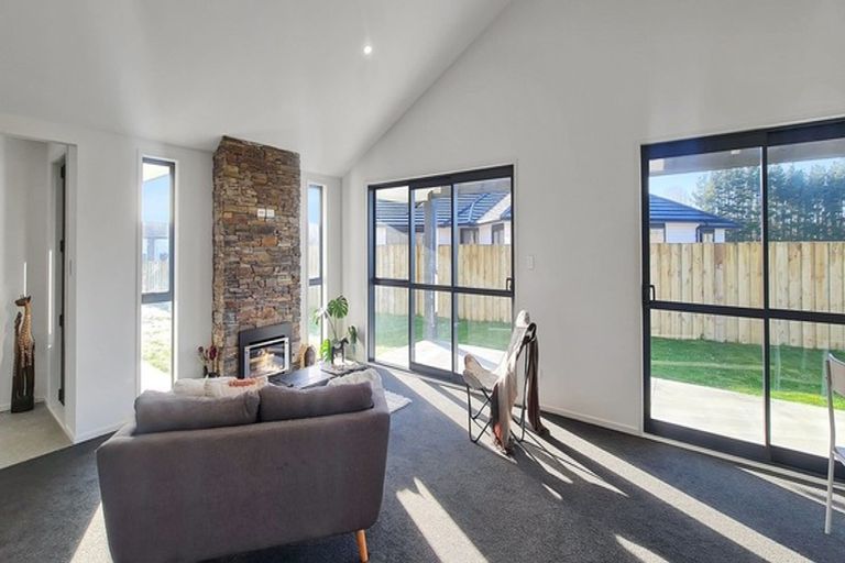 Photo of property in 30 Oldfield Lane, Marton, 4710