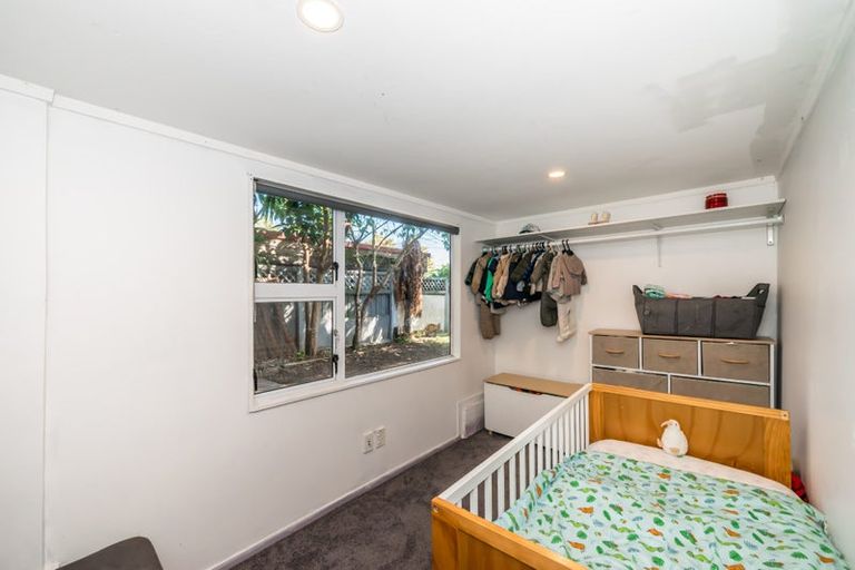 Photo of property in 3 Wairere Grove, Paraparaumu, 5032