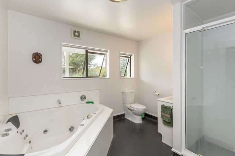 Photo of property in 960 Norfolk Road, Upper Plain, Carterton, 5791