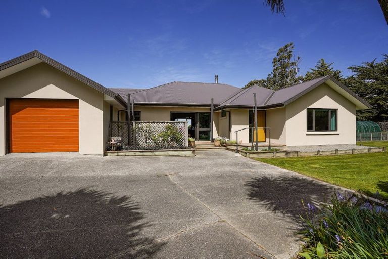 Photo of property in 152 Deans Road, Darfield, 7571