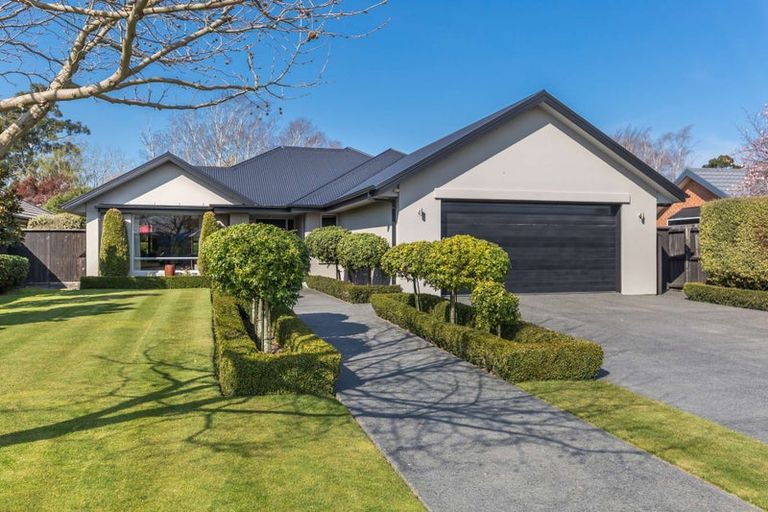 Photo of property in 6 Heathridge Place, Lincoln, 7608