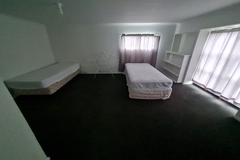 Photo of property in 102 Newcastle Road, Dinsdale, Hamilton, 3204