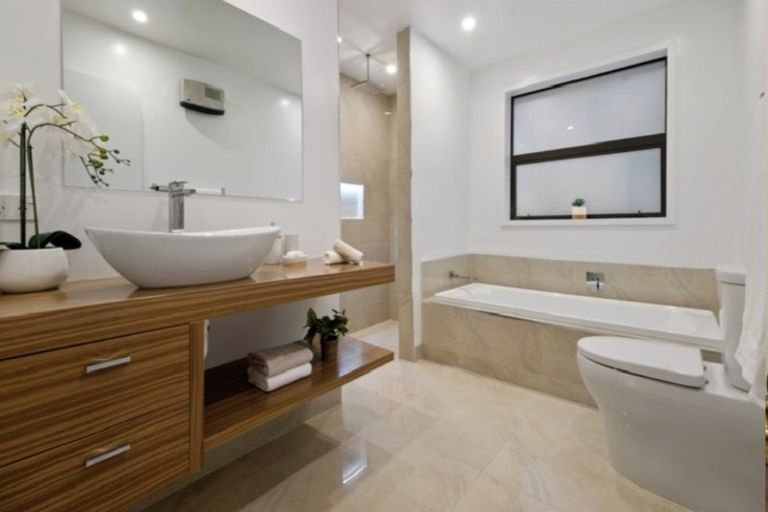 Photo of property in 82 Glenfield Crescent, Mairehau, Christchurch, 8052