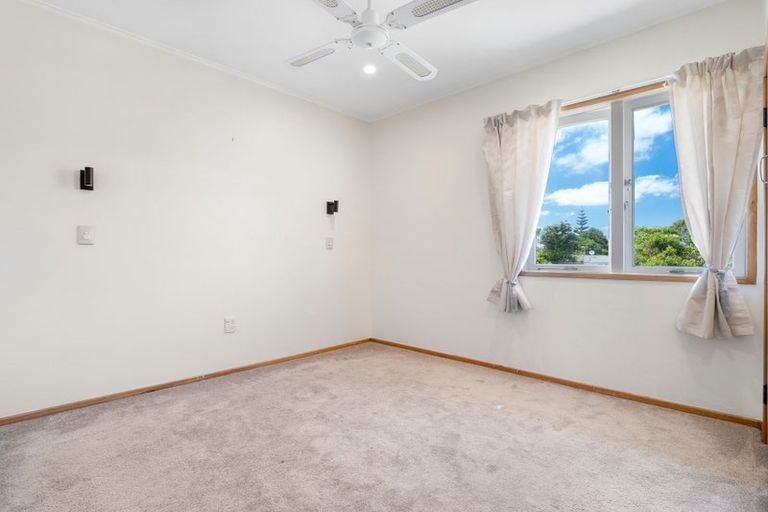 Photo of property in 95 Kitchener Road, Waiuku, 2123