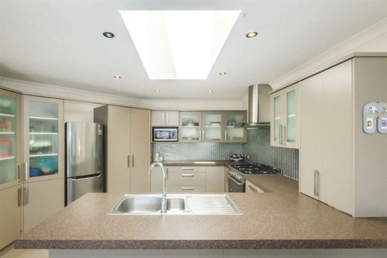 Photo of property in 56 Kotuku Drive, Paraparaumu Beach, Paraparaumu, 5032