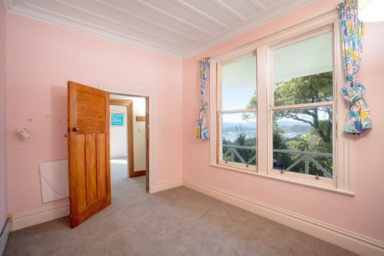 Photo of property in 62 Orangi Kaupapa Road, Northland, Wellington, 6012