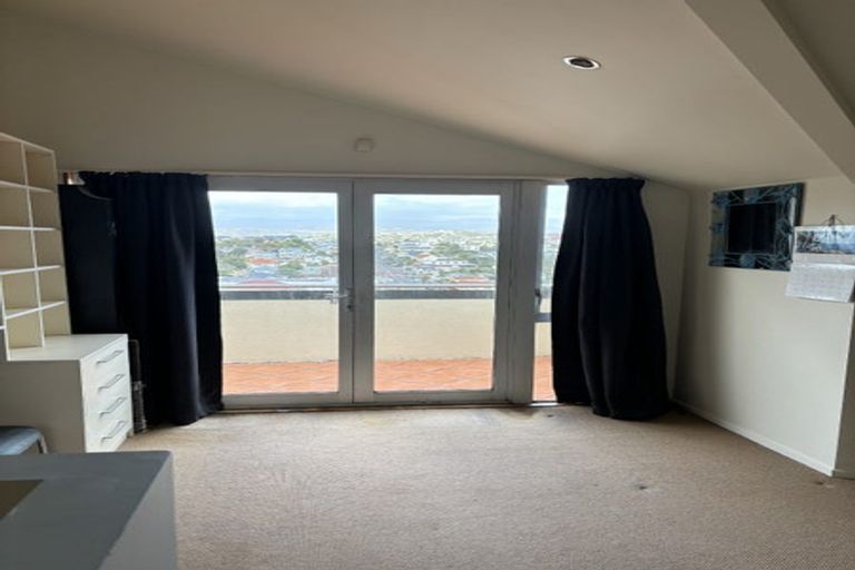 Photo of property in 12b Hinau Road, Hataitai, Wellington, 6021