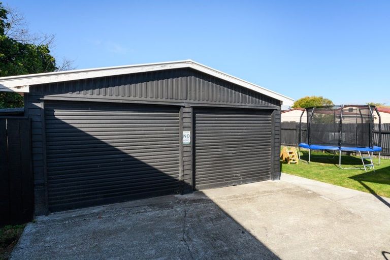 Photo of property in 84 Featherston Street, Takaro, Palmerston North, 4412