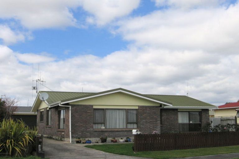Photo of property in 12 Solway Place, Mount Maunganui, 3116