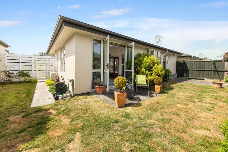 Photo of property in 38h English Street, Sockburn, Christchurch, 8042