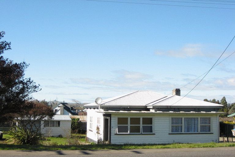 Photo of property in 75 Porangahau Road, Waipukurau, 4200