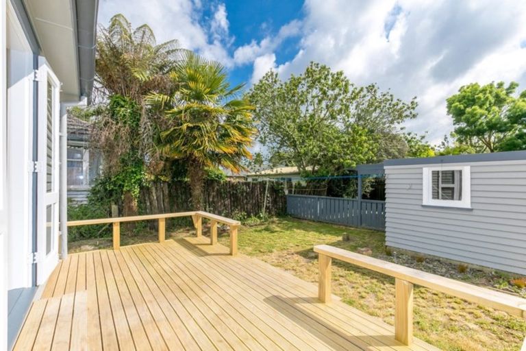 Photo of property in 46 Casey Avenue, Fairfield, Hamilton, 3214