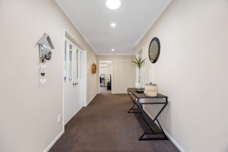 Photo of property in 100 Courtenay Drive, Kaiapoi, 7630