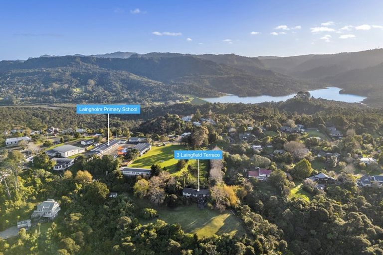 Photo of property in 3 Laingfield Terrace, Laingholm, Auckland, 0604