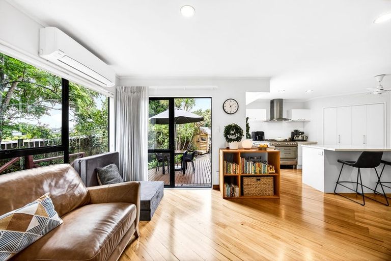 Photo of property in 15 Harvest Drive, Henderson, Auckland, 0612
