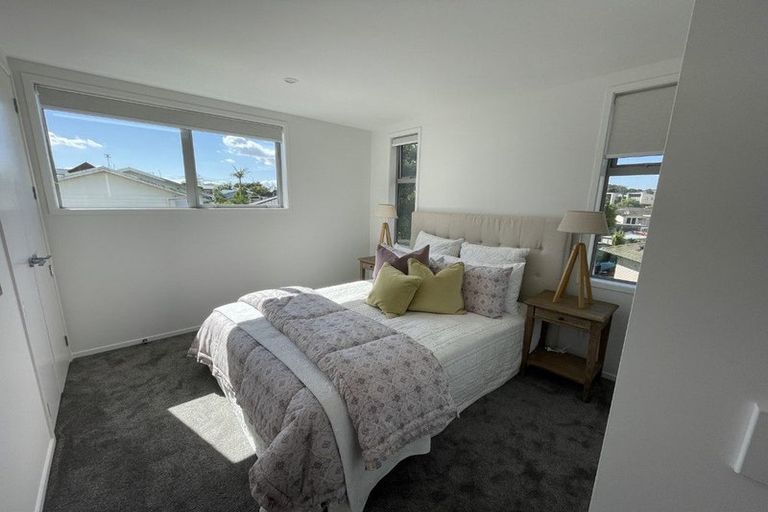 Photo of property in 2/81 Kervil Avenue, Te Atatu Peninsula, Auckland, 0610