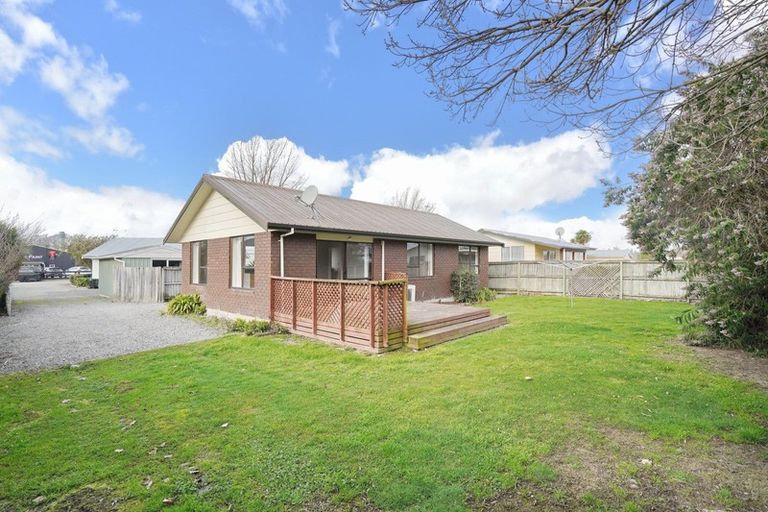 Photo of property in 27a Newnham Street, Rangiora, 7400