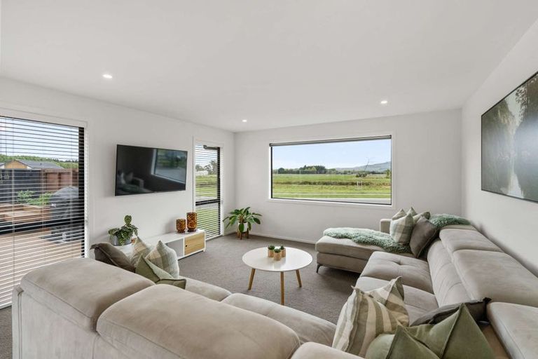 Photo of property in 84 Oaks Drive, Lincoln, 7608