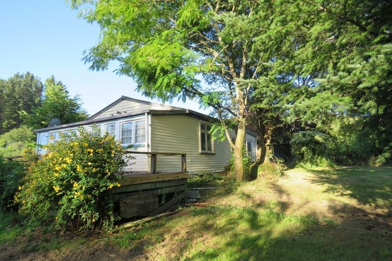 Photo of property in 25 Hattie Street, Reefton, 7830