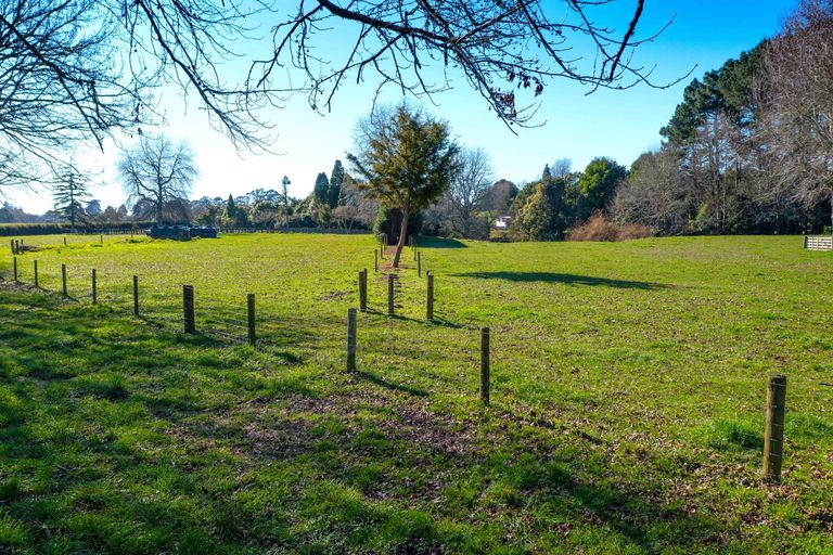 Photo of property in 64 Peacockes Lane, Peacocke, Hamilton, 3282