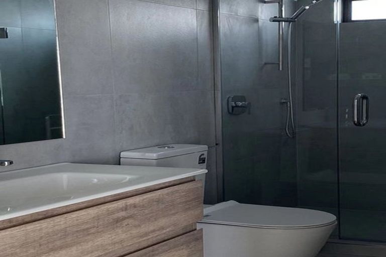 Photo of property in 16 Panga Place, Henderson, Auckland, 0612