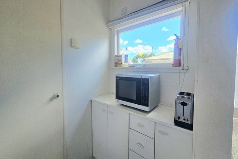 Photo of property in 2 Signal Street, Marton, 4710