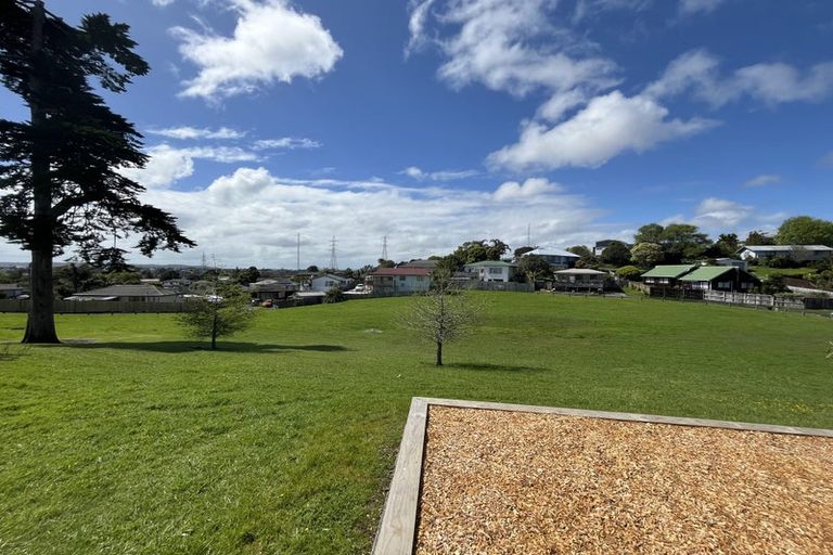 Photo of property in 87 Keegan Drive, Massey, Auckland, 0614