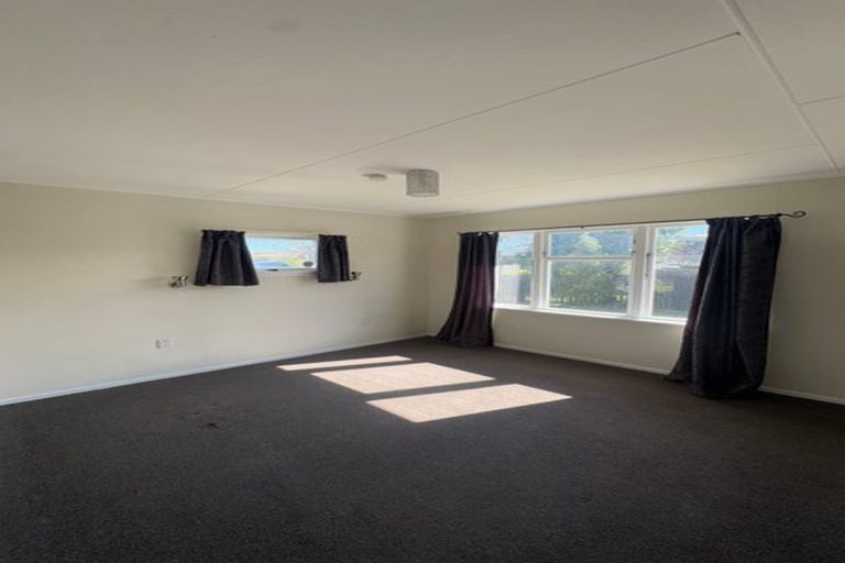 Photo of property in 63 Anakiwa Street, Kelvin Grove, Palmerston North, 4414