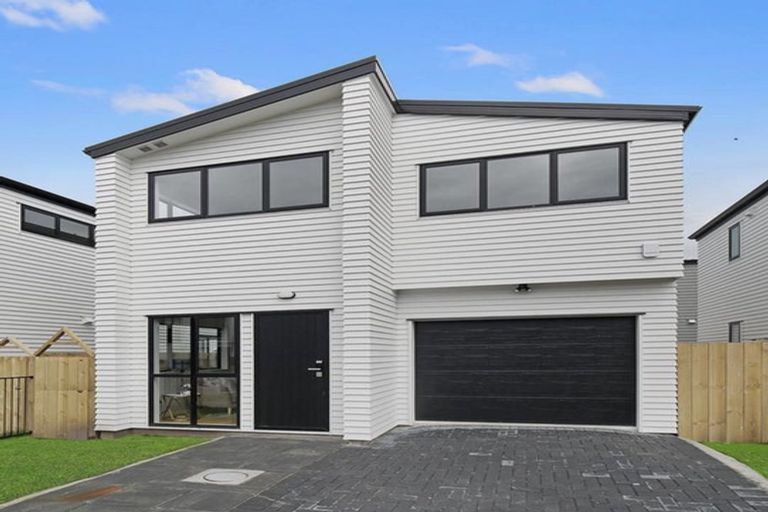 Photo of property in 9 Arapapa Road, Papakura, 2110