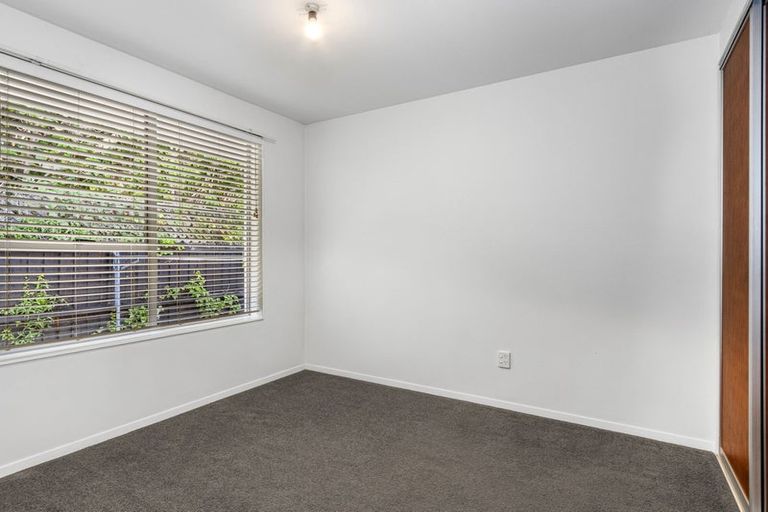Photo of property in 10 Brogar Place, Casebrook, Christchurch, 8051