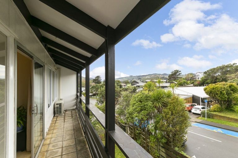 Photo of property in 107a Churton Drive, Churton Park, Wellington, 6037